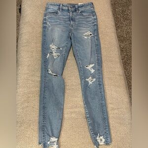 AE Distressed Super Hi Rise Jeggings